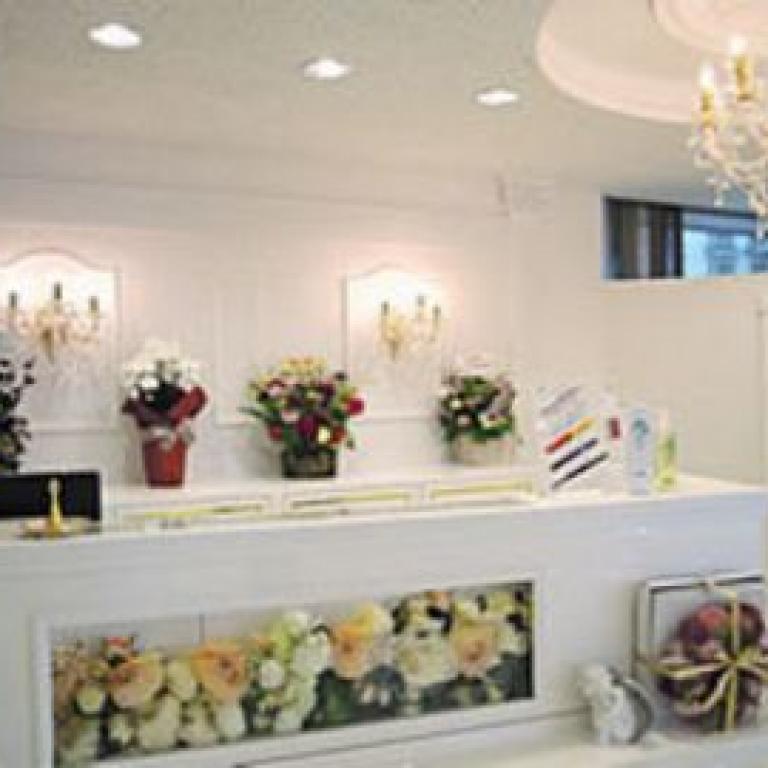 アイラッシュTOKYO　横浜サンクチュアリ店